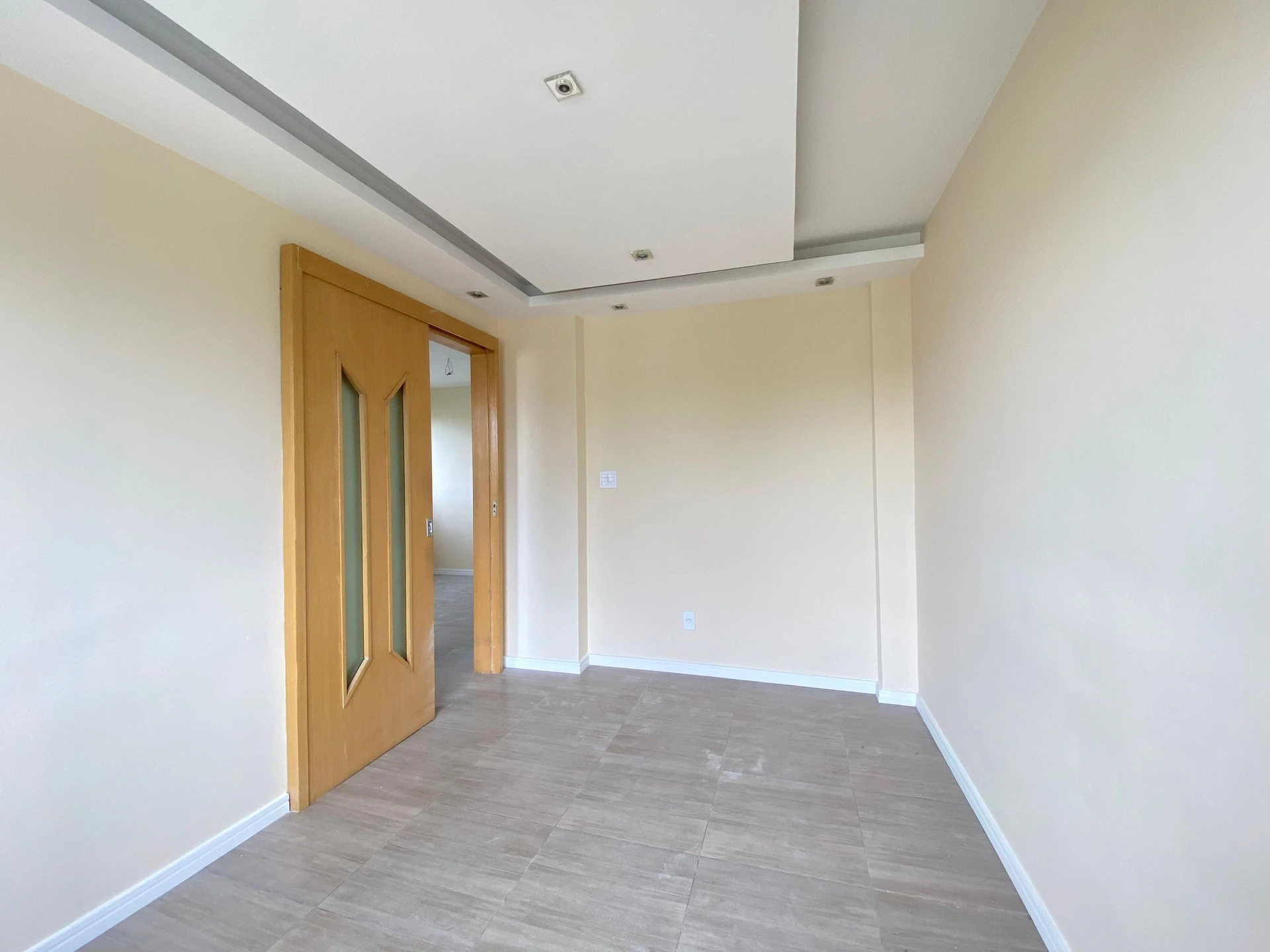 Rental apartment with a closed kitchen and 2 bedrooms — photo 38
