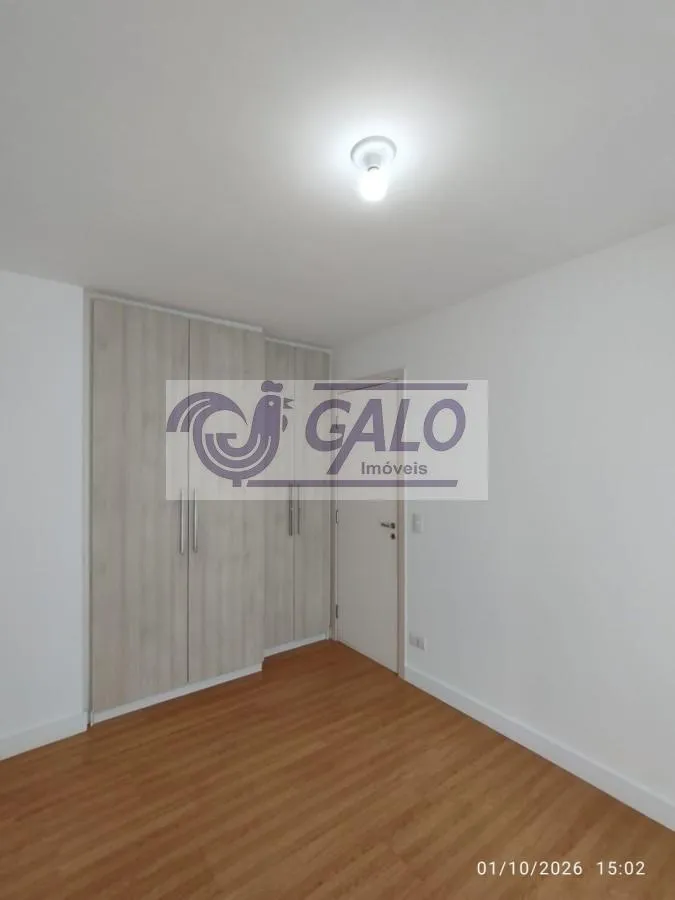 2-bedroom apartment with a glass-enclosed balcony — photo 13