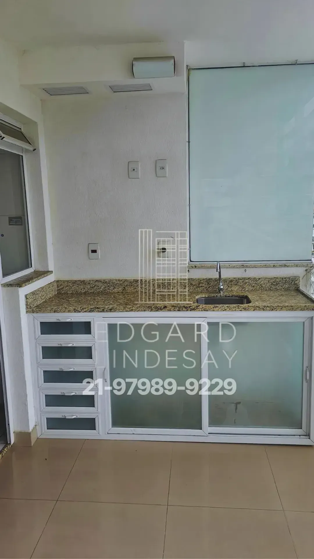 3-bedroom apartment in a building with a sauna — photo 18