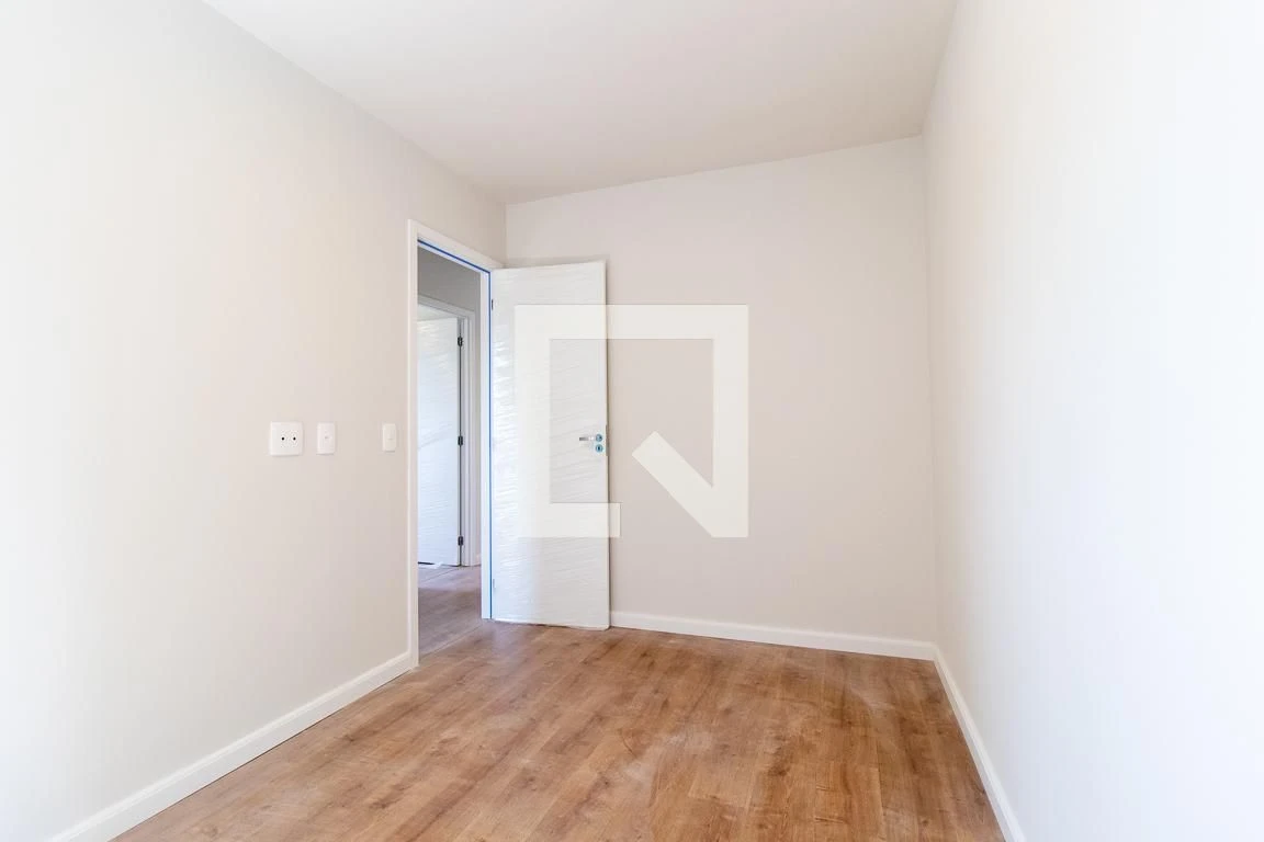 3-bedroom apartment with a park view in Curitiba — photo 18