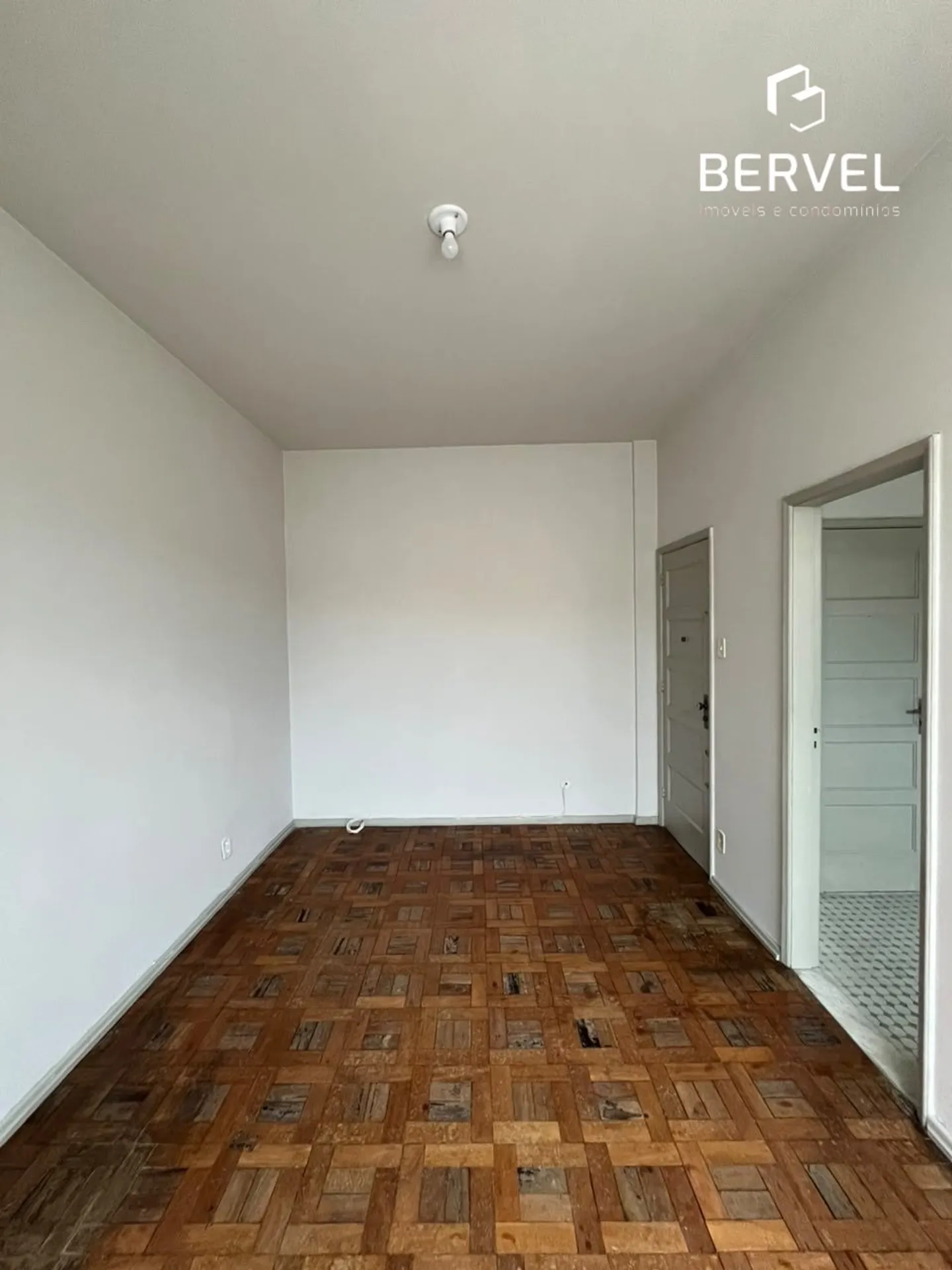 Apartamento com piso de madeira ou laminado, Sampaio — photo 7