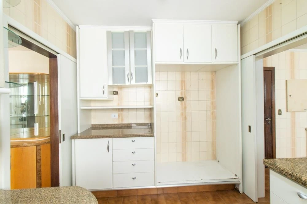 Departamento de 4 dormitorios con bañera en Curitiba — photo 43