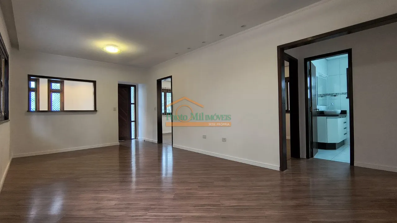 Casa com 3 quartos e 261 m² com churrasqueira privativa — photo 4