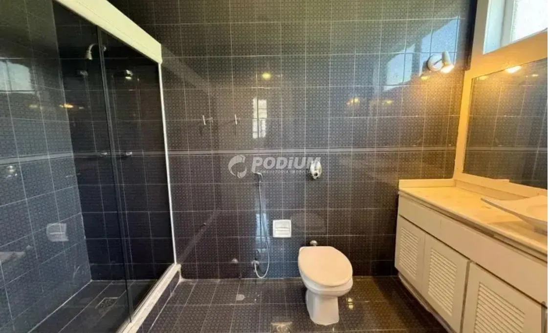 Casa com 5 quartos e 5 suítes, com 3 vagas — photo 14