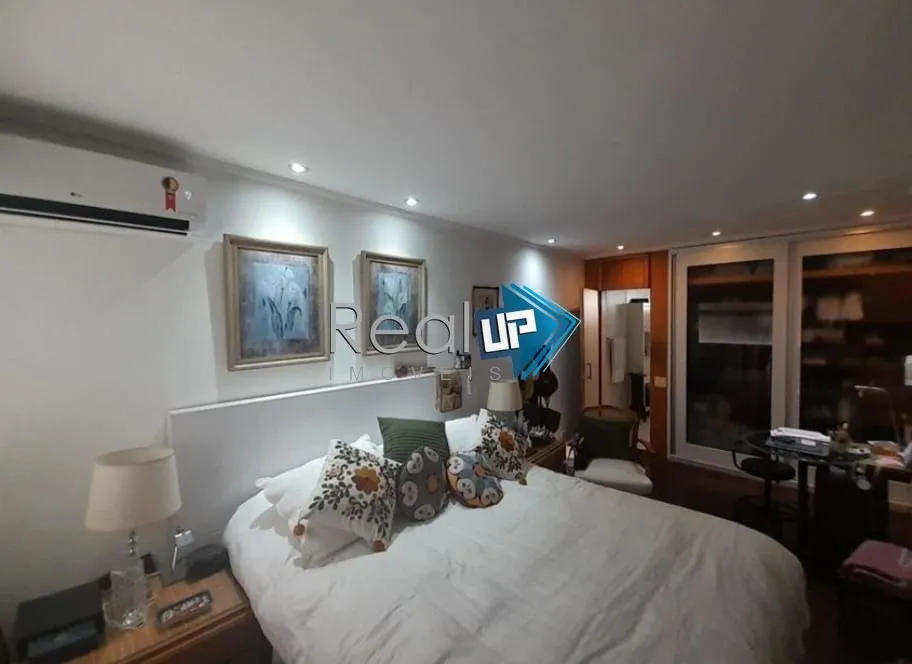 Furnished apartment with 4 bedrooms and an open kitchen — photo 40