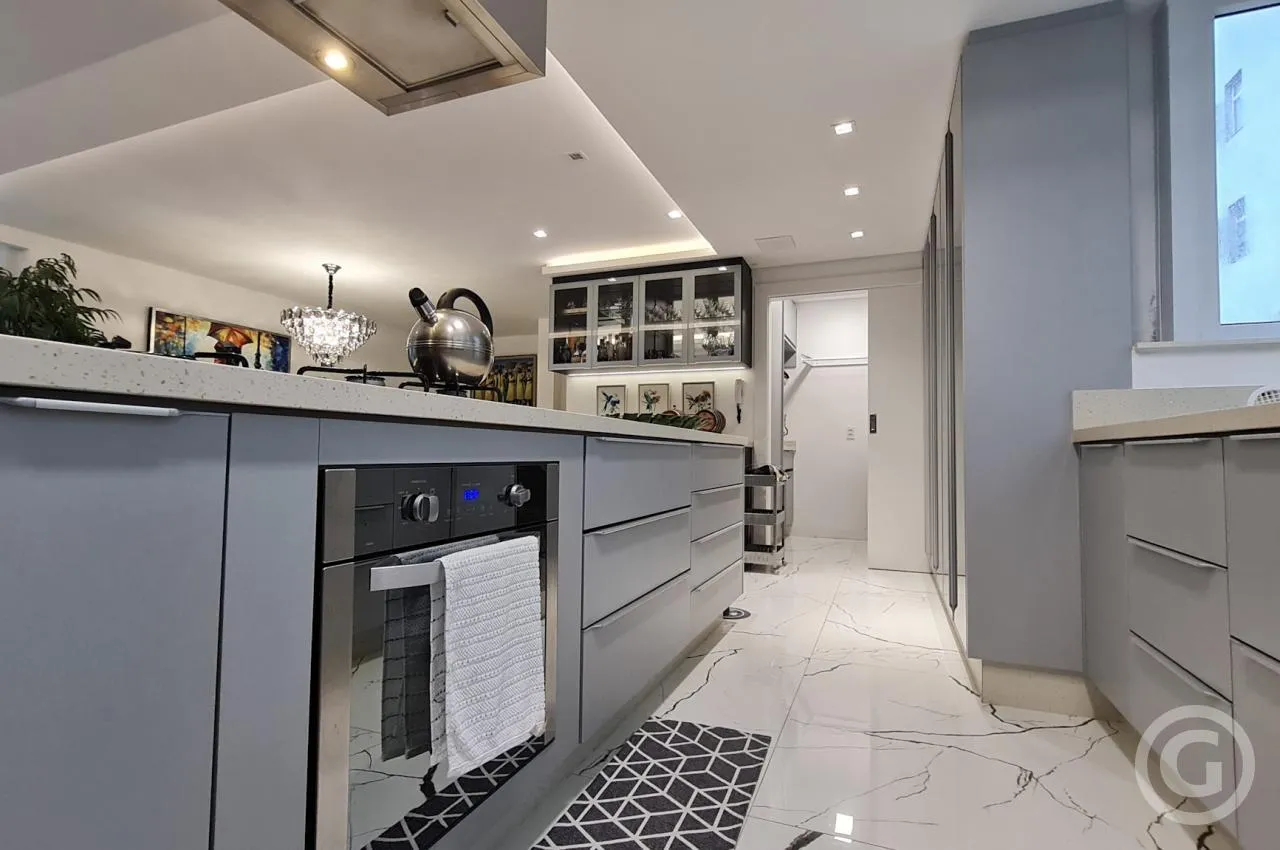 2 quartos e varanda envidraçada: apartamento de 142 m² — photo 10