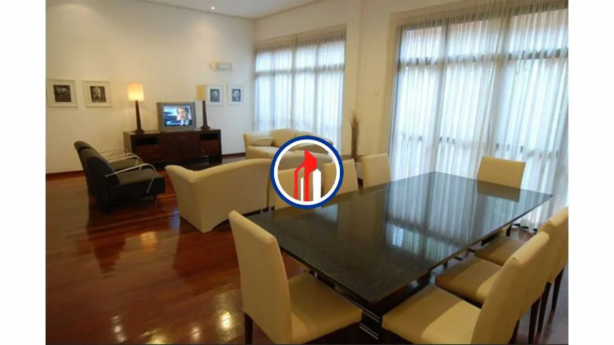 Furnished duplex apartment with 1 bedroom and 1 parking — photo 32