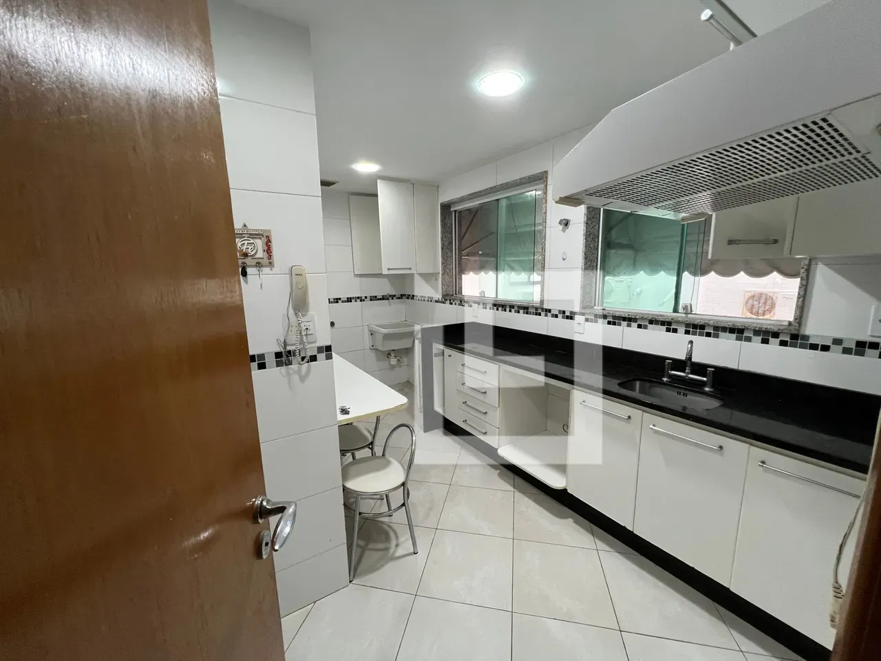 Apartamento de 2 quartos, sendo 1 suíte, 100 m² — photo 5