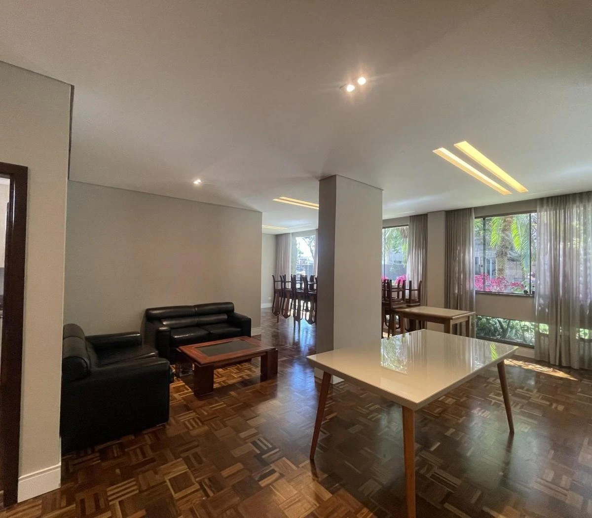 Furnished apartment, 148 m², with a washing machine — photo 8
