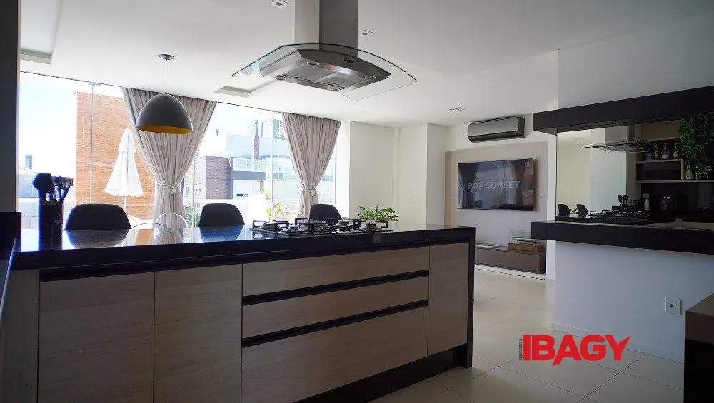 Penthouse amueblado con 3 dormitorios y 360 m² — photo 5