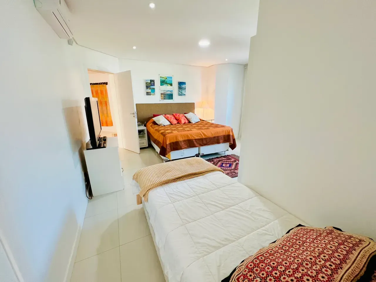 Furnished house with 7 bedrooms and open kitchen — photo 22