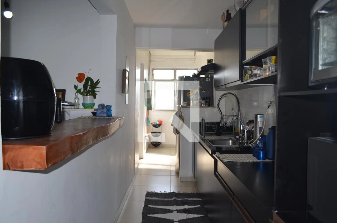 3-bedroom apartment in a building with a pool — photo 50