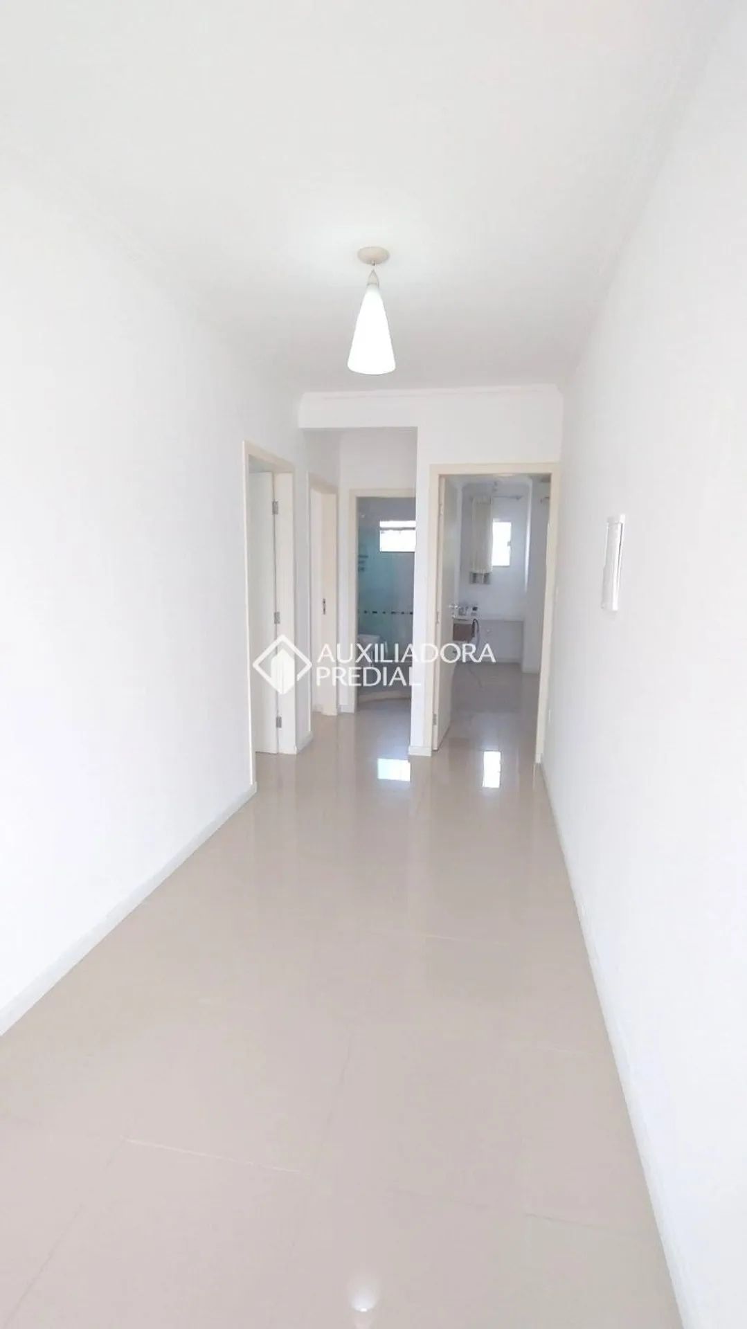 200 m² house with a bathtub and a glass-enclosed balcony — photo 31