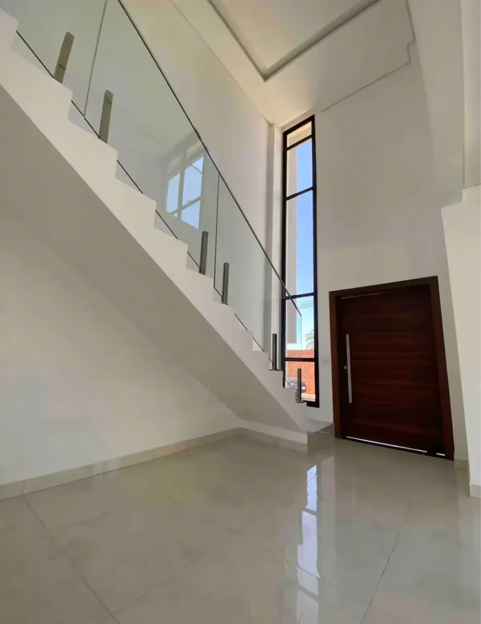 House with 3 bedrooms and 3 bathrooms plus balcony — photo 16