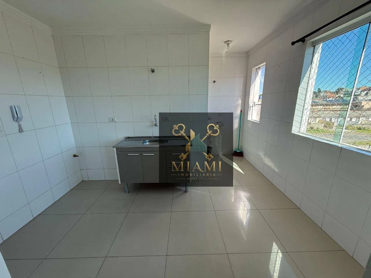 Apartamento de 2 dormitorios con cocina a gas, 81 m² — photo 5