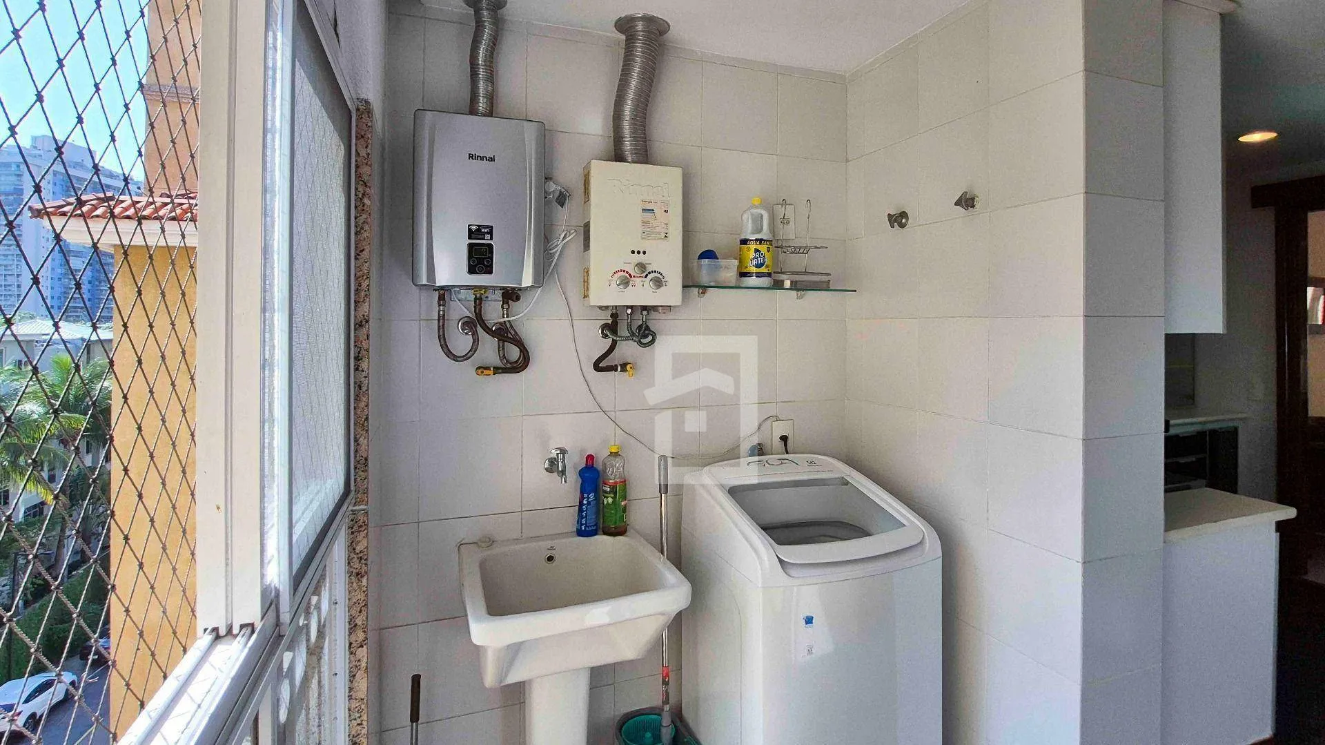 2-bedroom apartment with balcony and 105 m² — photo 30