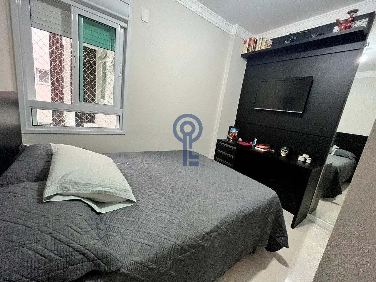 Furnished 4-bedroom apartment with 1 en-suite bath — photo 37