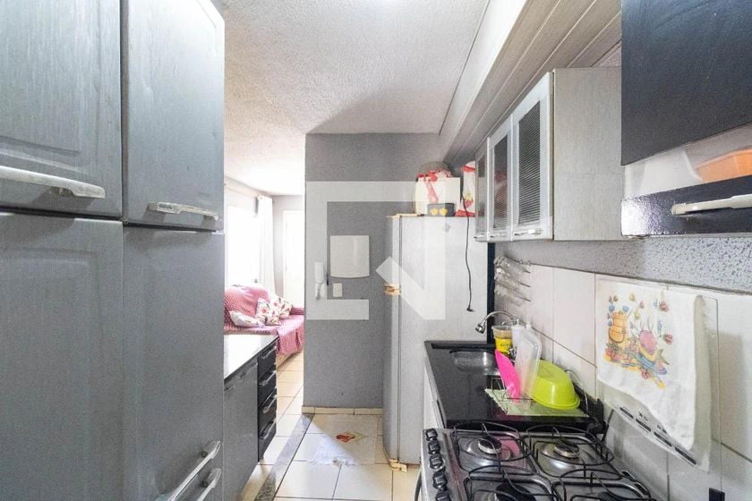 Apartamento mobiliado de 2 quartos em condomínio com piscina — photo 10
