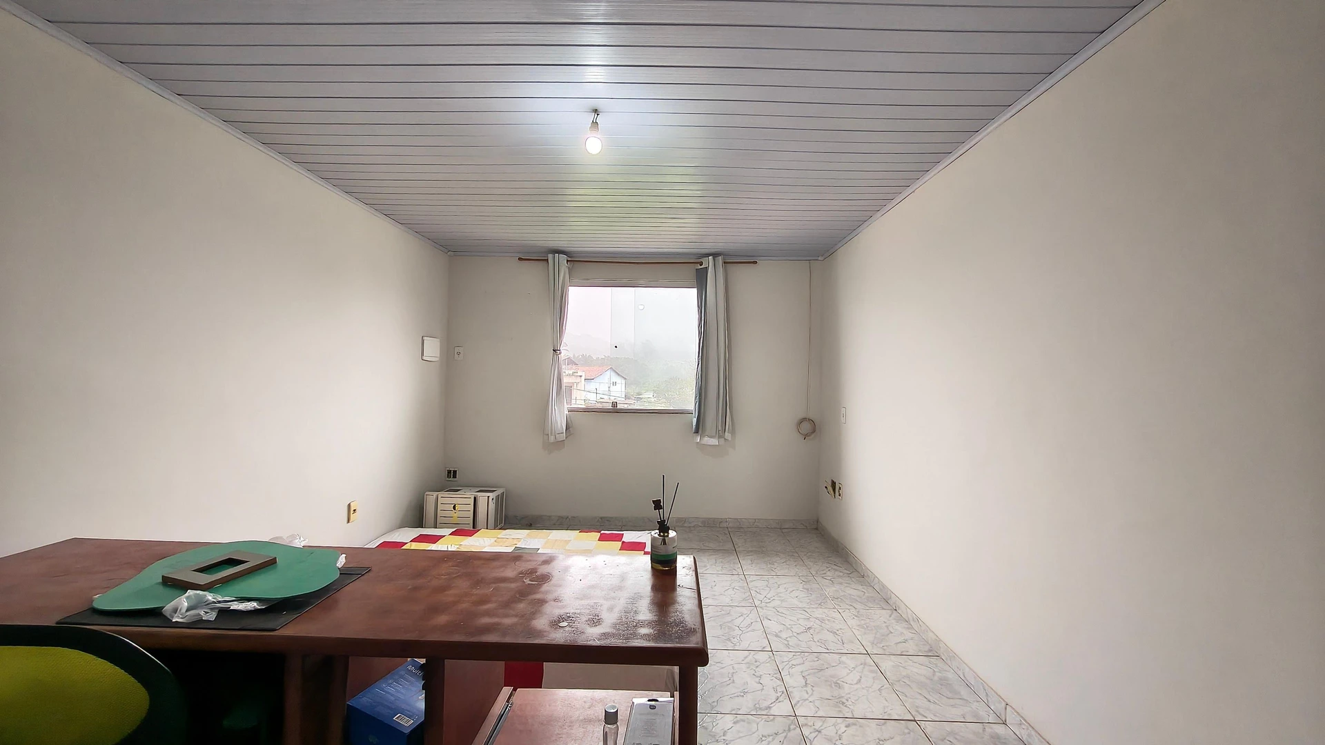 Casa con 4 dormitorios, 3 baños y jardín privado — photo 24