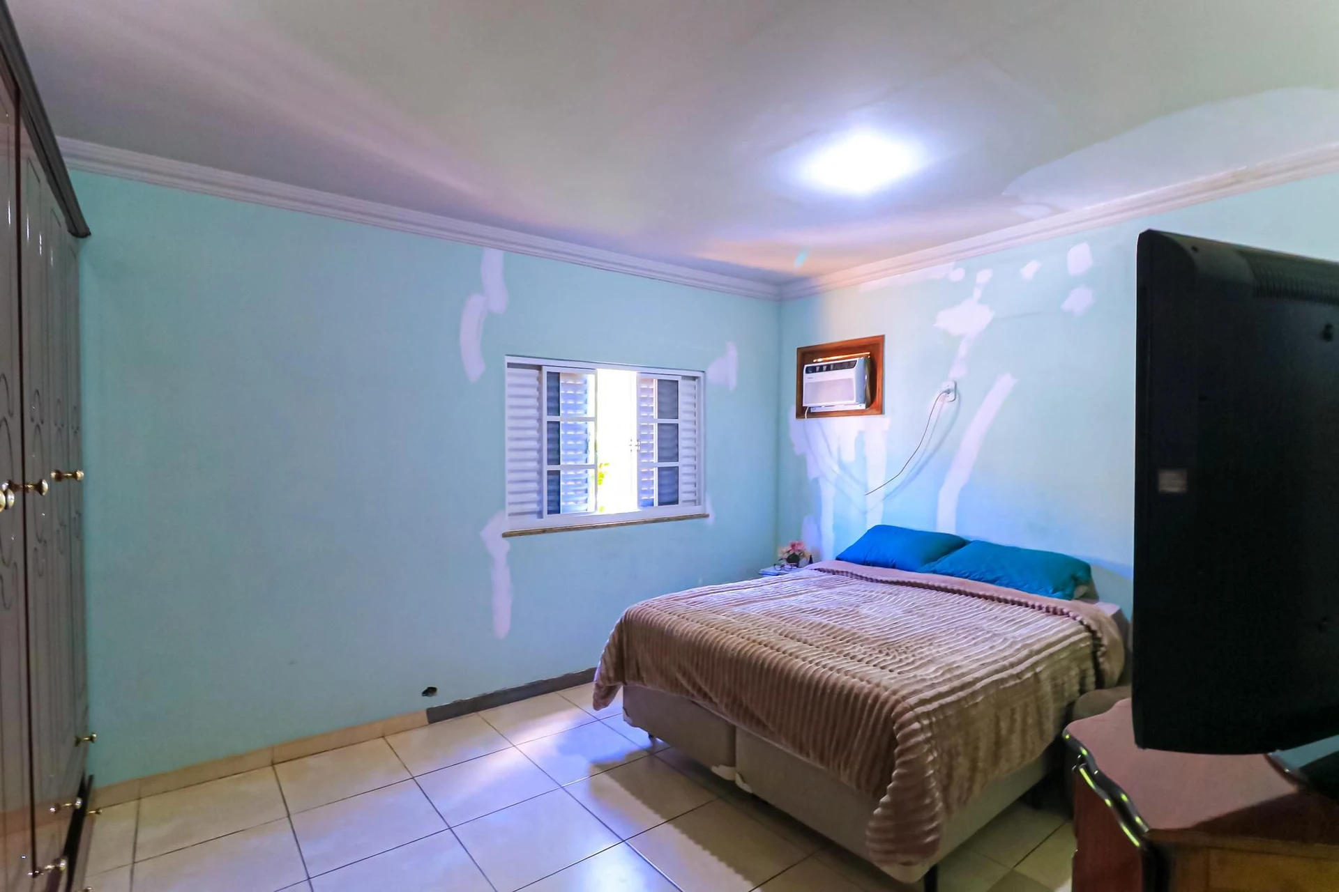 House, 200 m², with a washing machine — photo 8