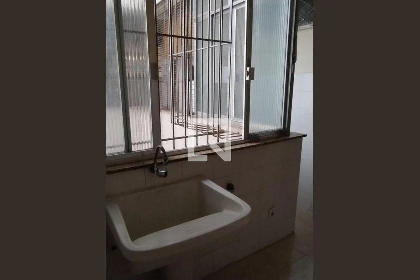 3-bedroom apartment, 1 with its own bathroom, 85 m² — photo 14