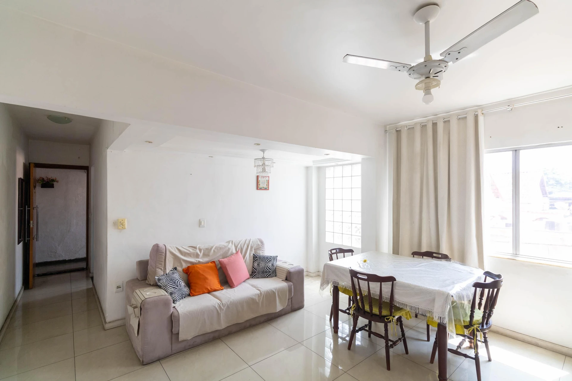 Furnished apartment, 90 m², with a washing machine — photo 9