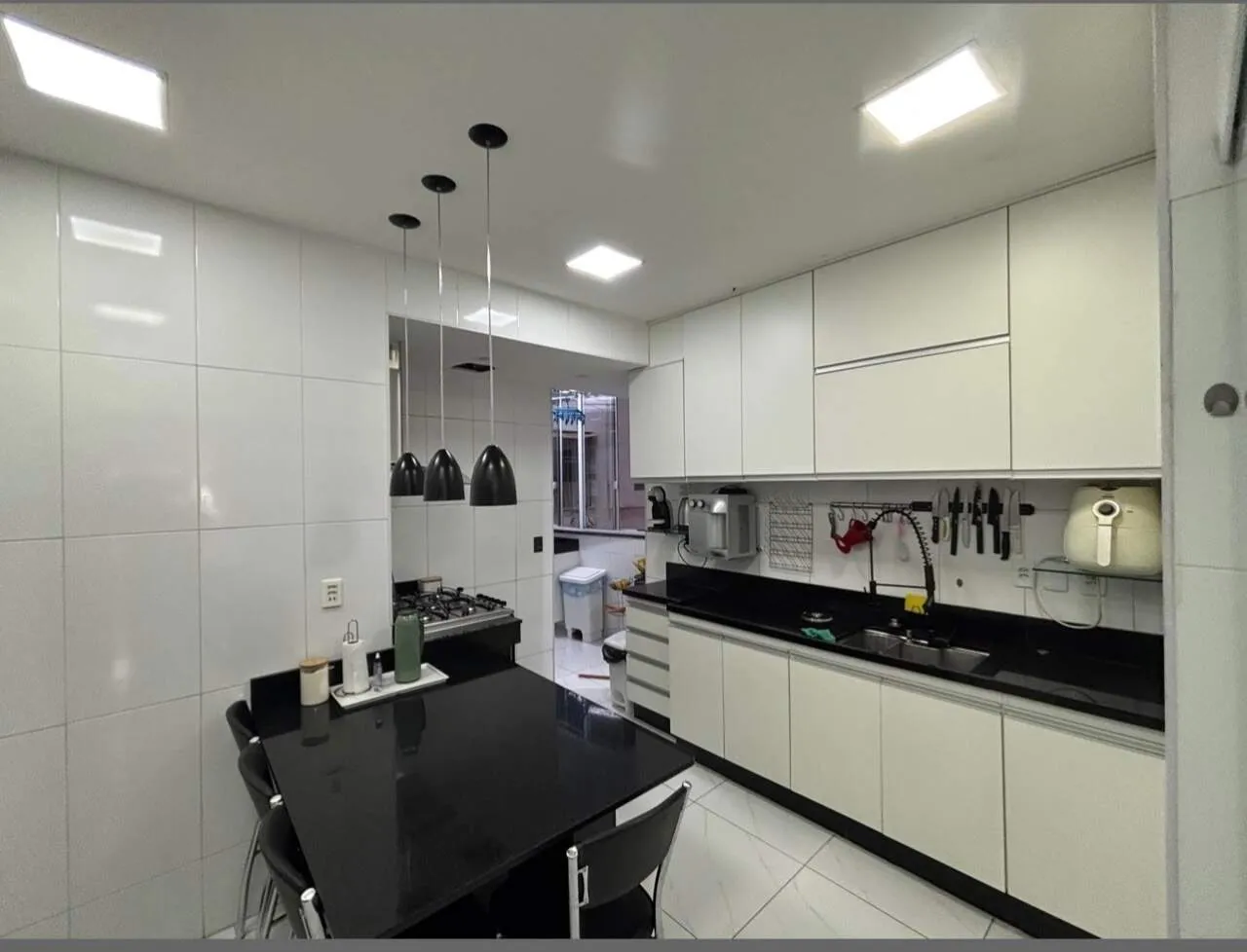 Apartamento mobiliado com 3 quartos e cozinha a gás — photo 4