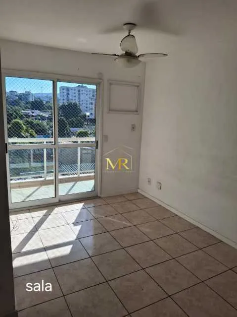 2-bedroom apartment in a building with a pool — photo 5