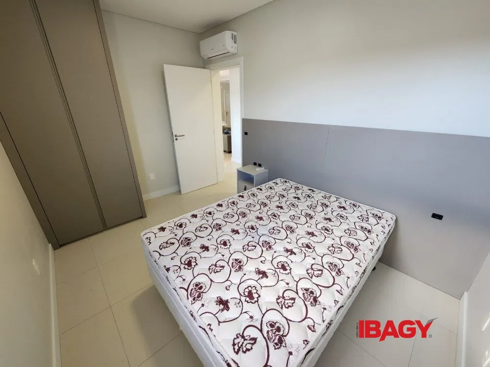 Apartamento de 3 quartos com máquina de lavar, Ingleses — photo 19