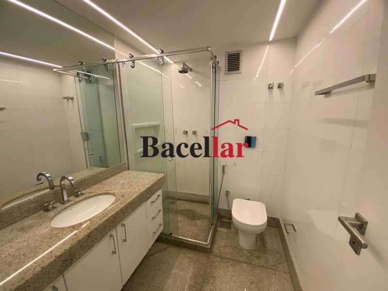 Apartamento con 4 suites y 229 m² con cocina cerrada — photo 7
