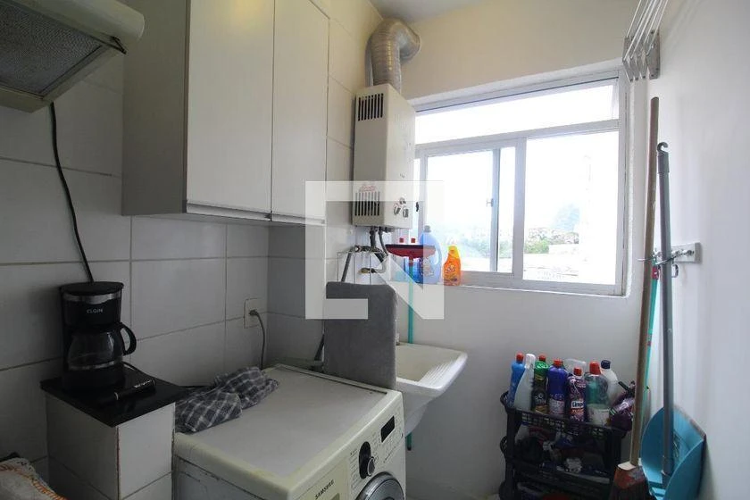 60 m² apartment with a home office and a mountain view — photo 18