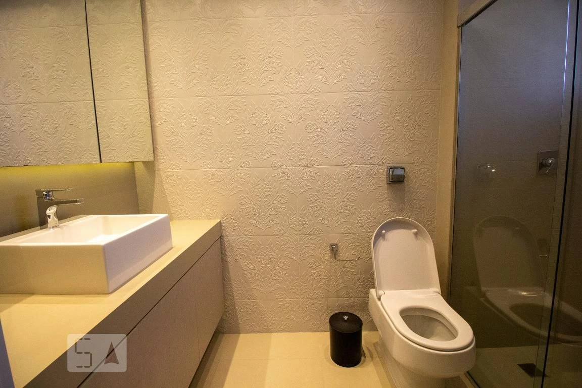 Apartamento de 4 quartos com janelas do piso ao teto, Centro — photo 10