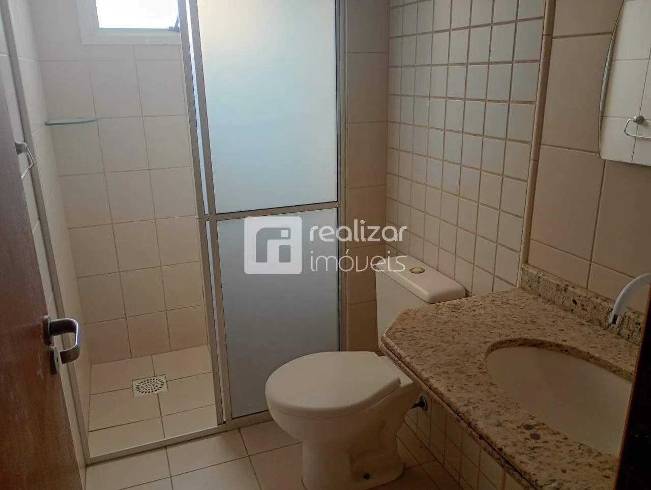 Apartamento de 2 dormitorios con balcón y 1 plaza — photo 35