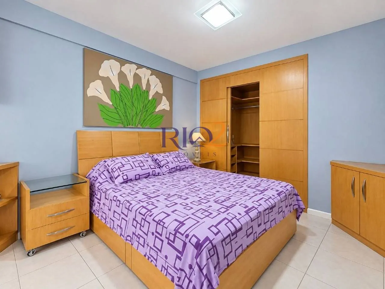 Walk-in closet in a 3-bedroom apartment, 117 m² — photo 15