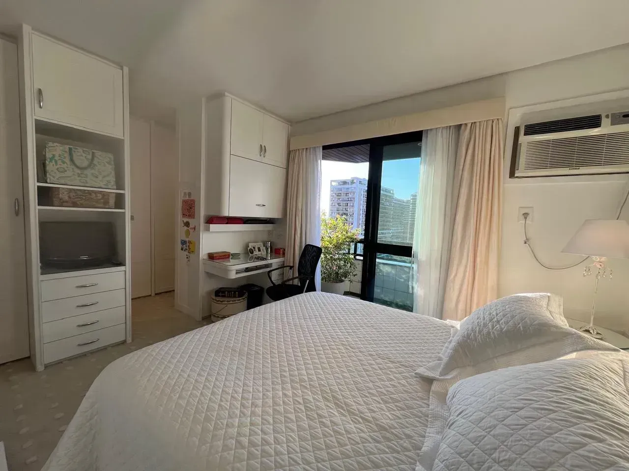 Duplex penthouse with 3 bedrooms and 300 m² — photo 25