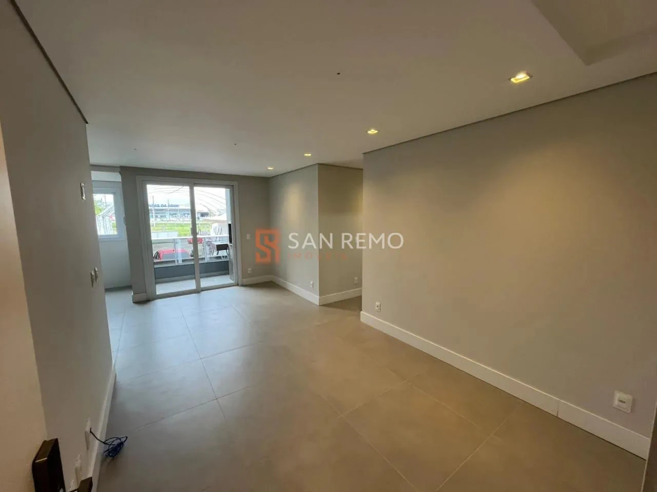 Apartamento de 2 quartos com cozinha aberta e 73 m² — photo 3