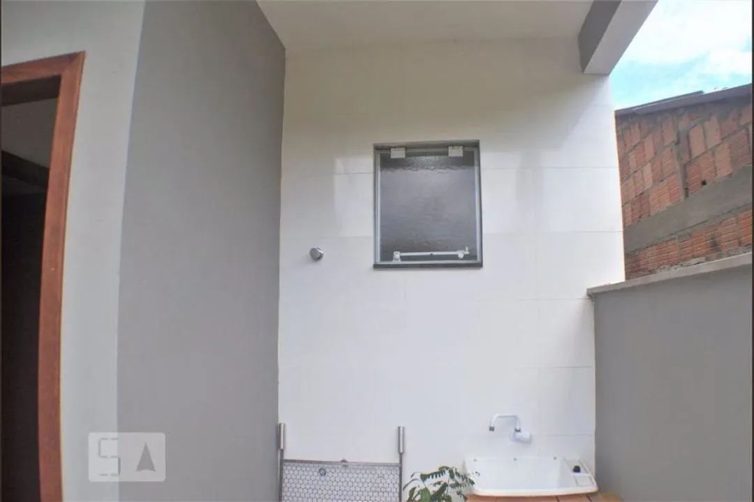 3-bedroom house with a grill on the balcony in Florianópolis — photo 22