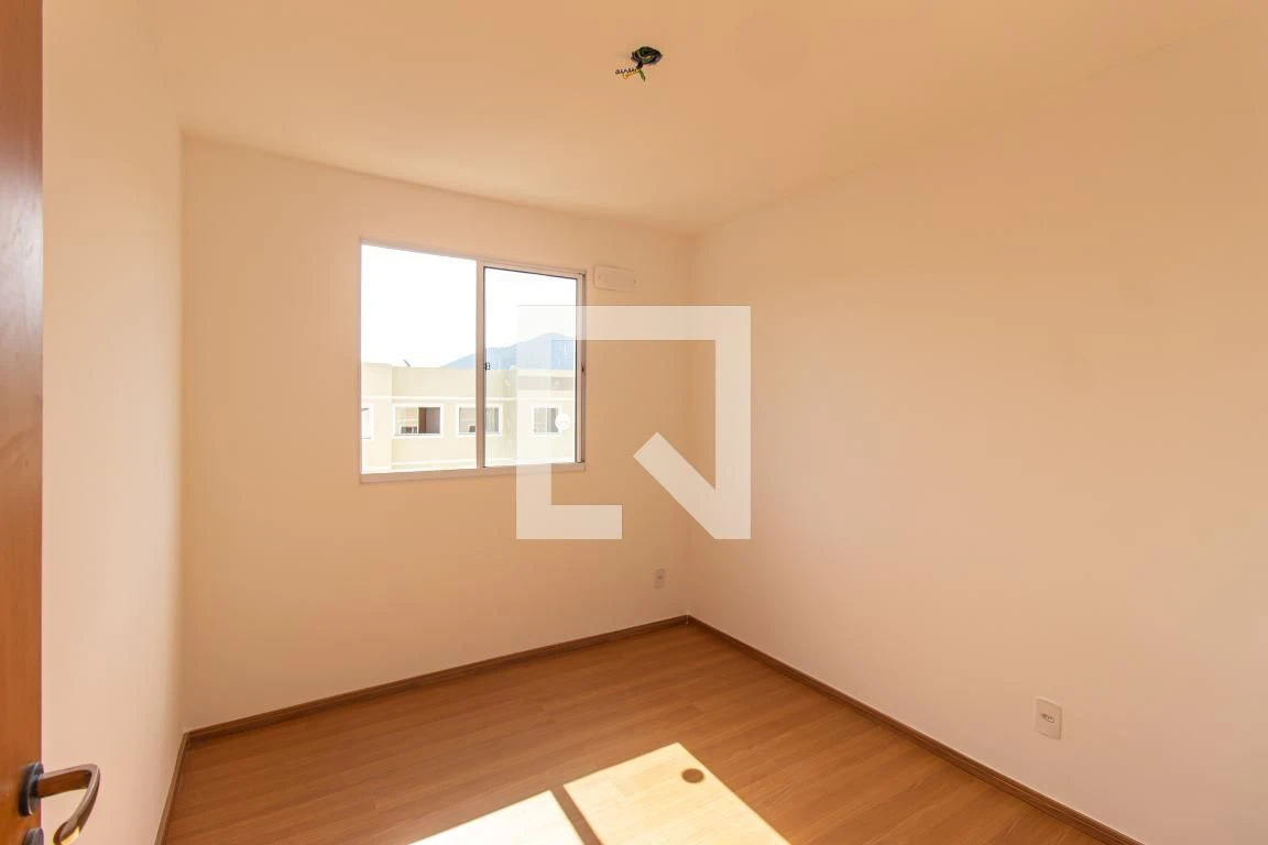 Apartamento com 2 quartos, 1 vaga e área de lavanderia — photo 18