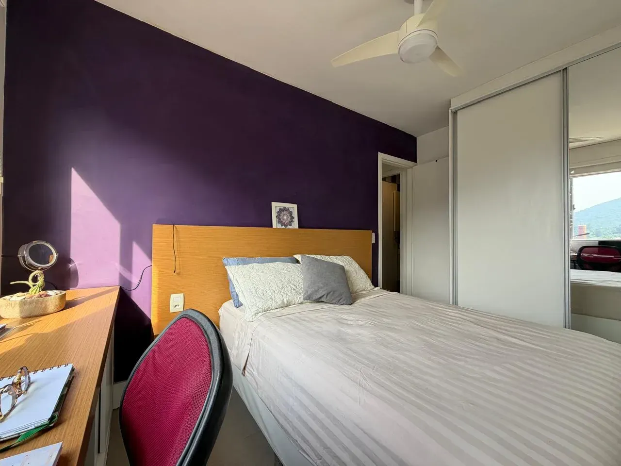 House with 2 bedrooms, separate kitchen and 1 bathroom — photo 2