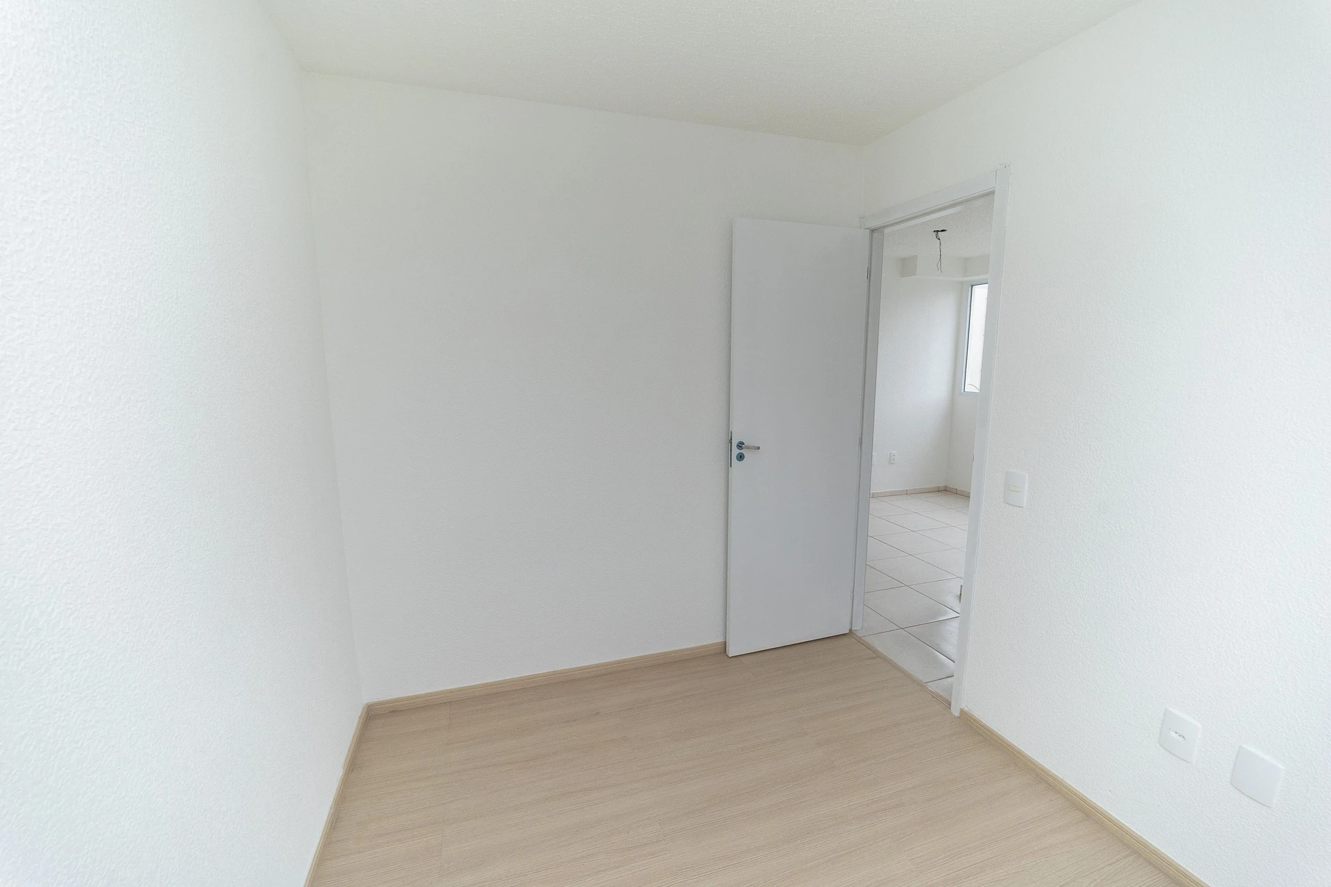 Apartamento de 2 quartos em condomínio com piscina — photo 20