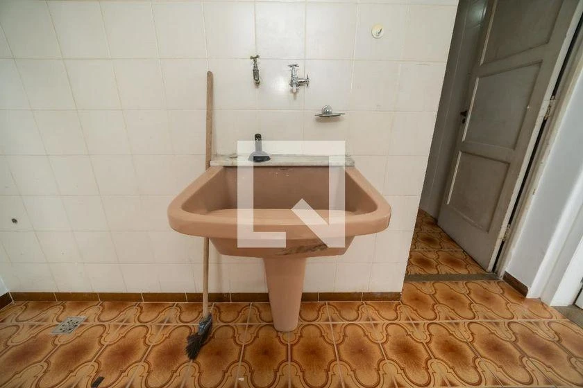 3-bedroom house, 200 m² — photo 47