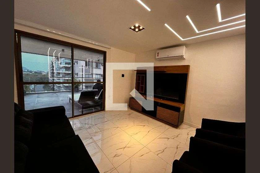 Cobertura mobiliada com varanda, 2 quartos e 240 m² — photo 3