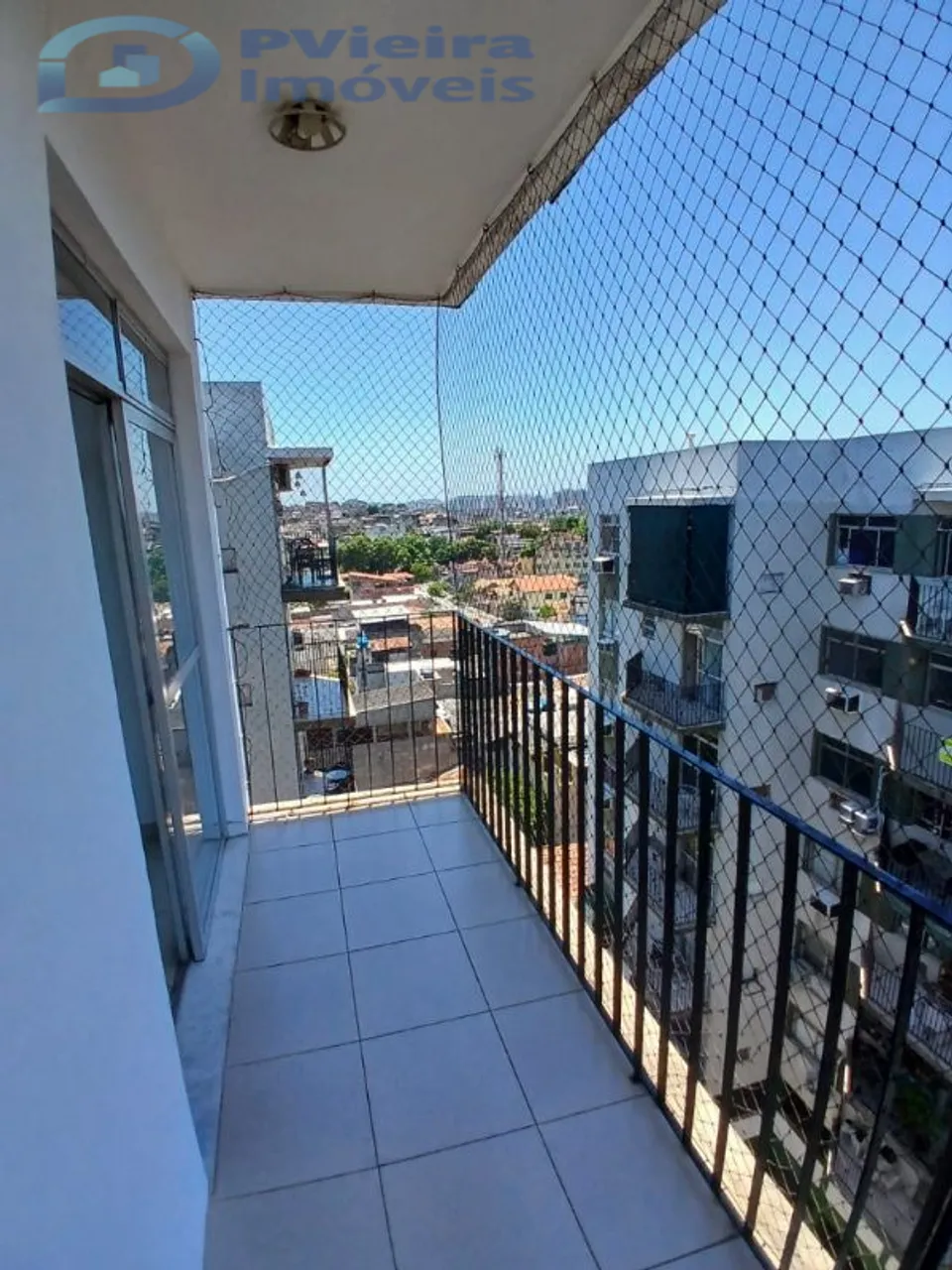 2-bedroom apartment with 1 parking spot and balcony — photo 4