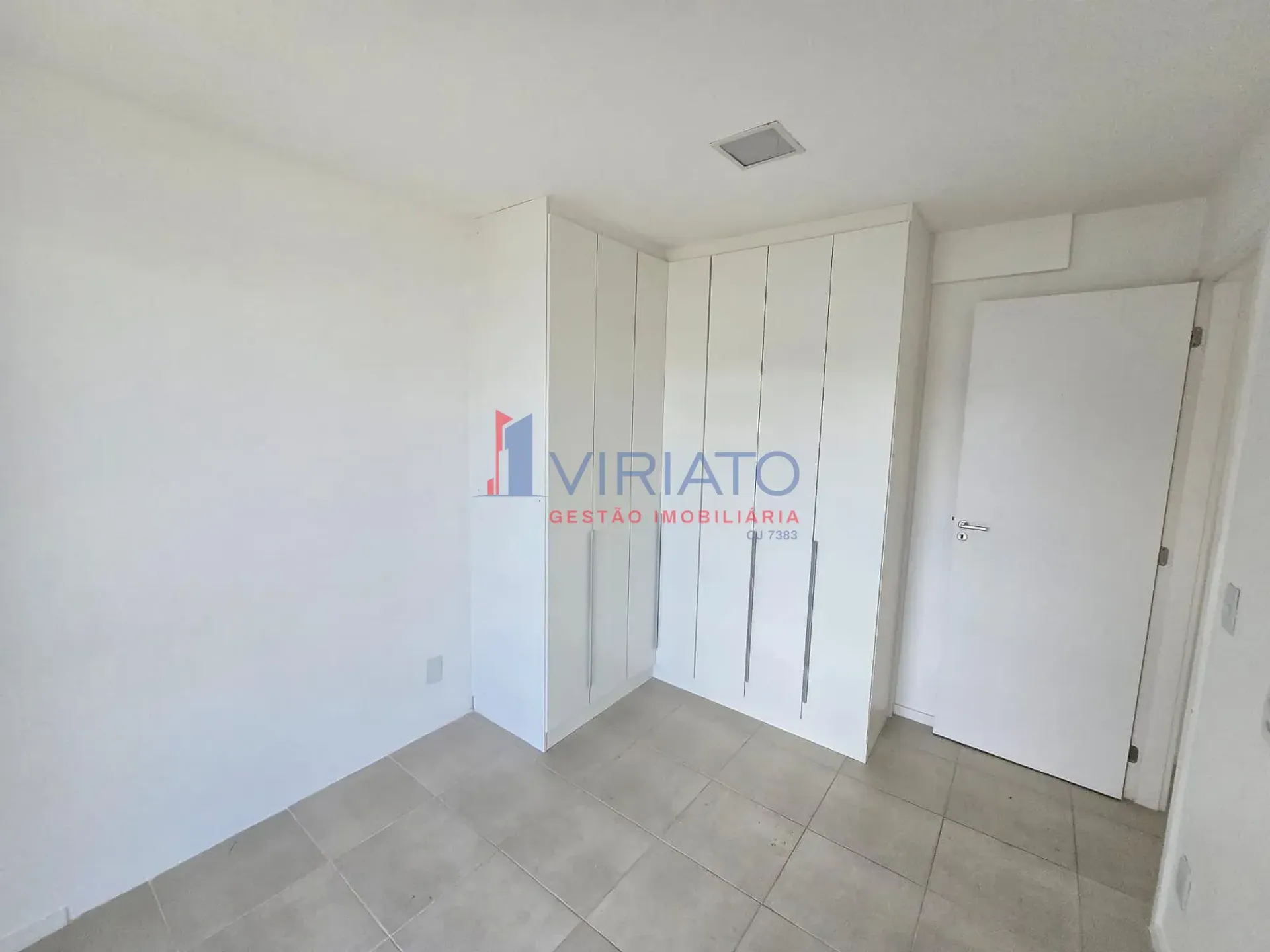 Apartment with 5 bedrooms and 2 bathrooms plus a balcony — photo 54