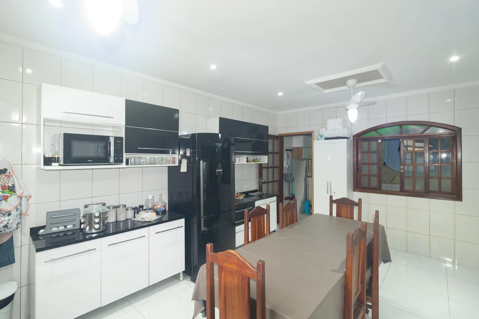 Furnished house, 360 m², with a garden — photo 24