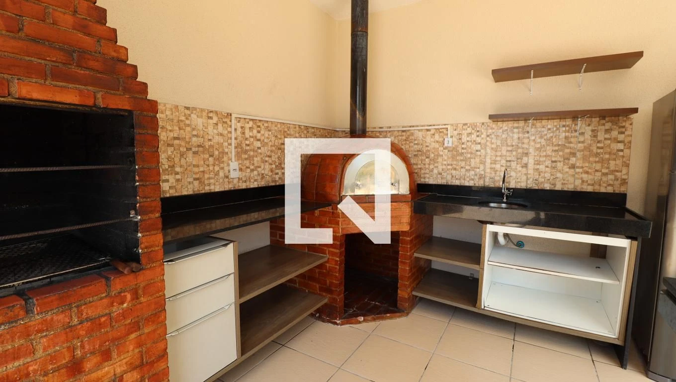 1-bedroom apartment with open-plan kitchen — photo 26
