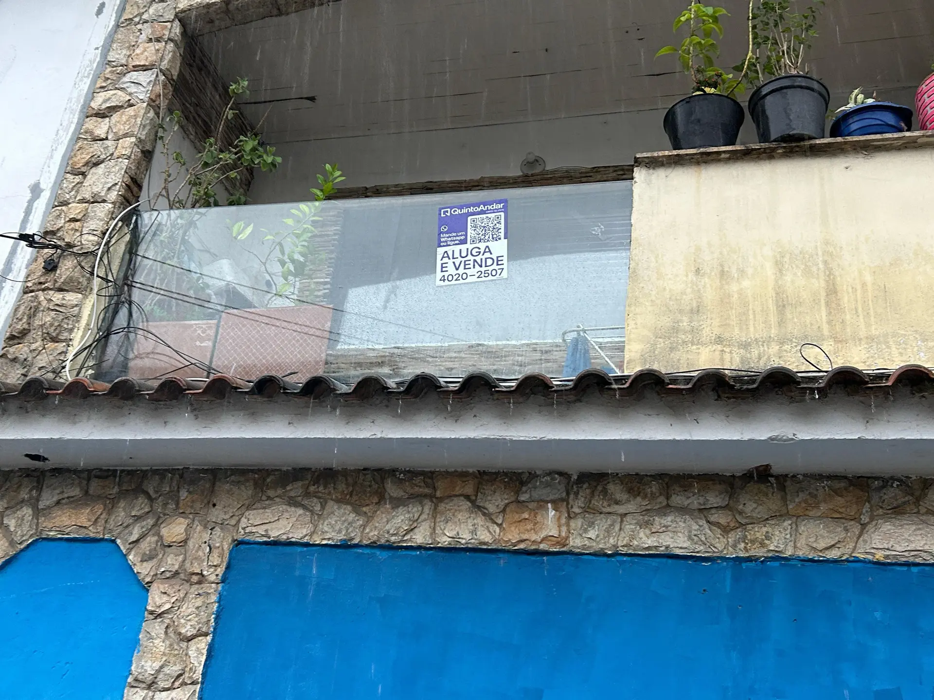 Casa com 4 quartos e varanda fechada de vidro — photo 43