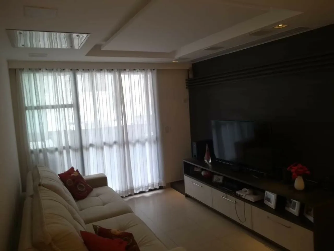 Unfurnished 3-bedroom apartment with gas kitchen — photo 5