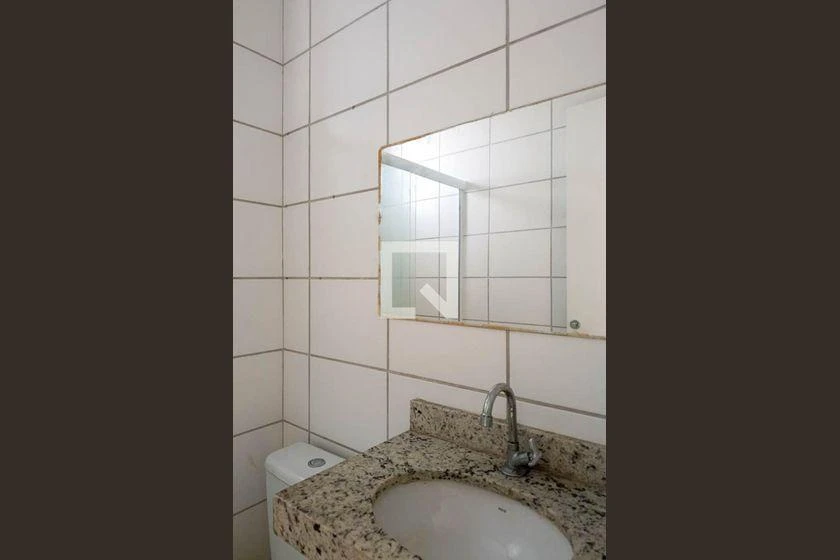 Немеблированная квартира с 2 спальнями и кухней open-plan — photo 38