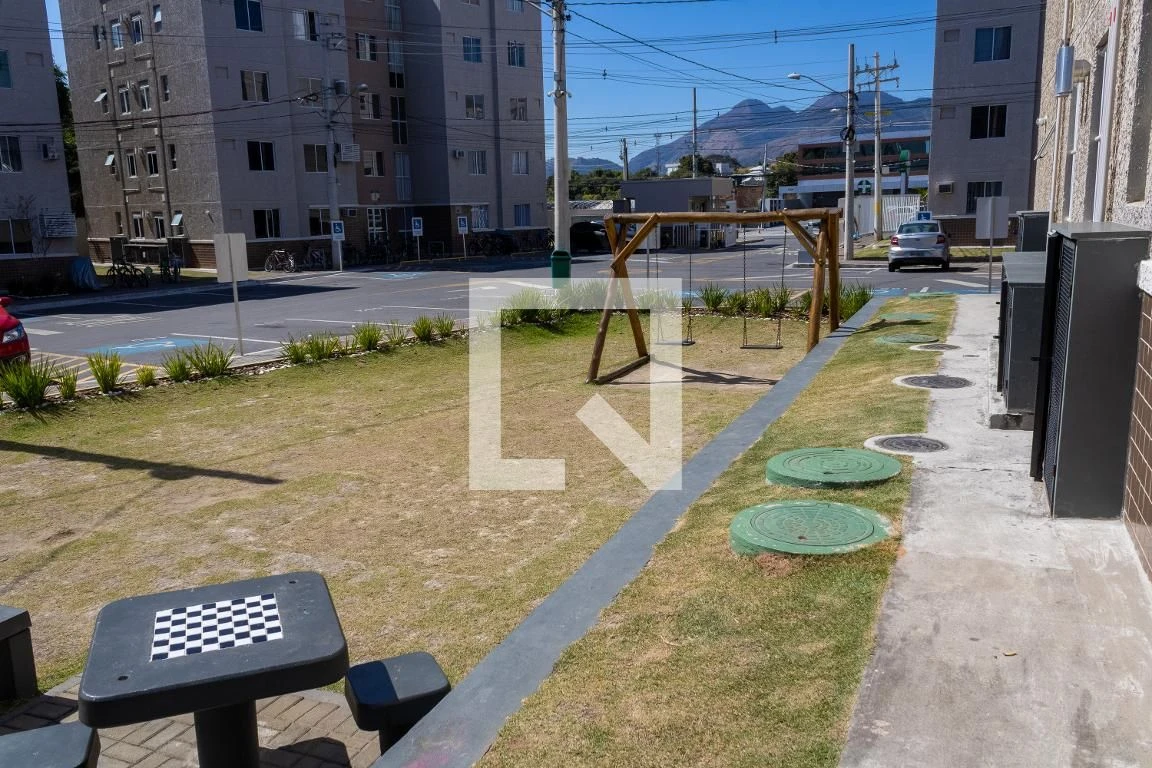 Mountain view in a 2-bedroom apartment, 45 m² — photo 12